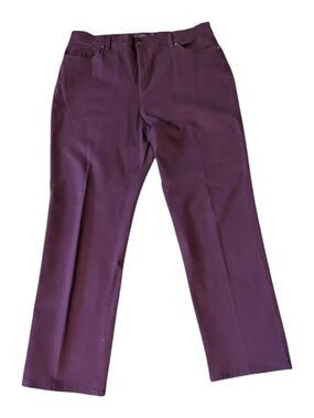 Gloria Vanderbilt Amanda Burgundy Straight Leg Tapered Ankle Stretch Jeans